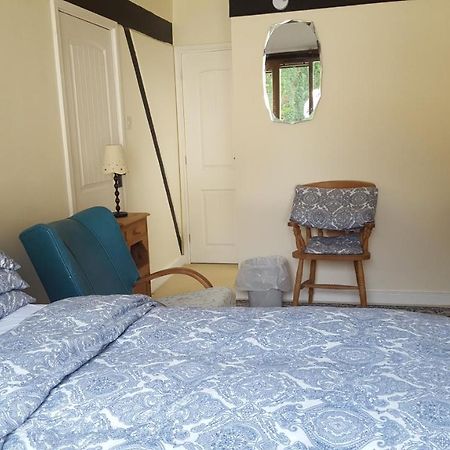 Follets B&B Pewsey Ngoại thất bức ảnh