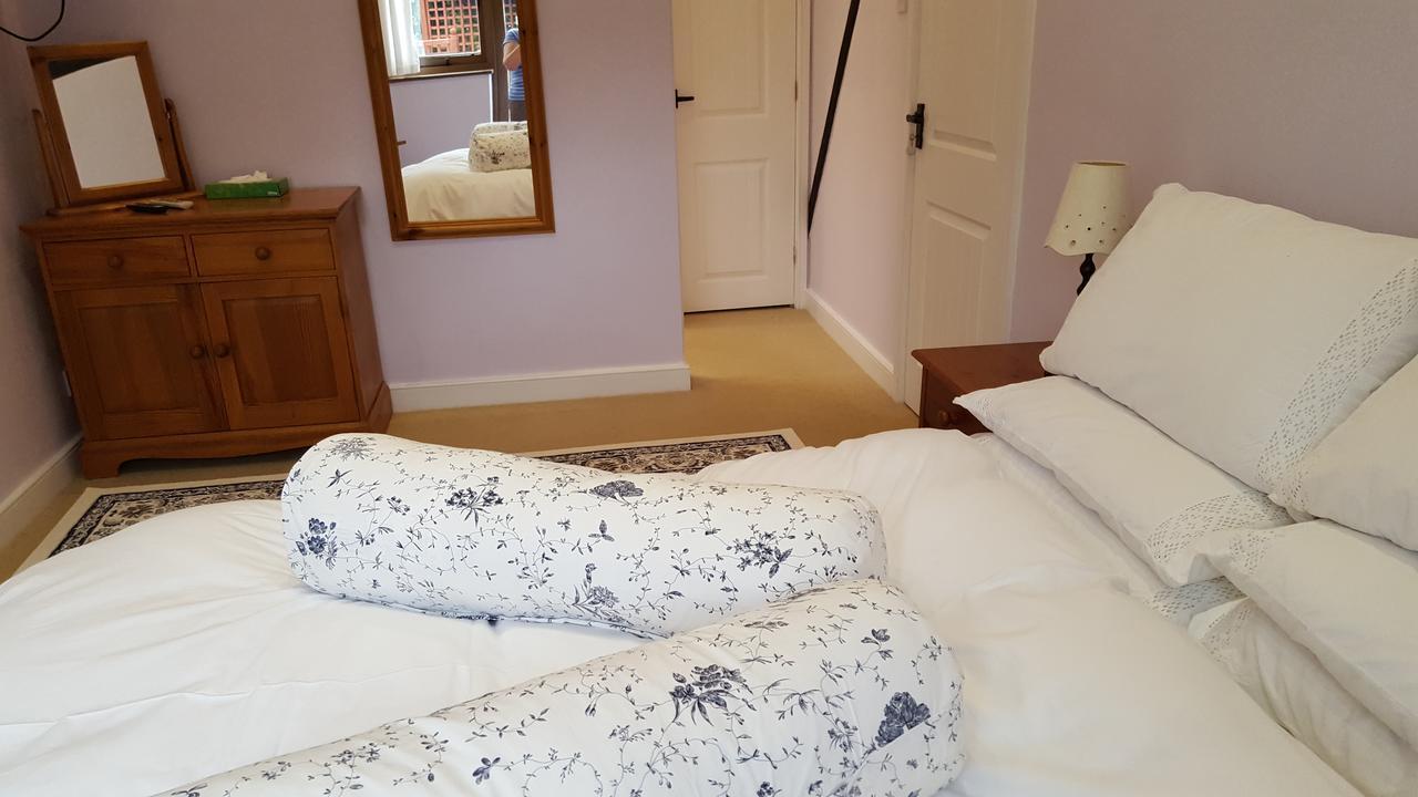 Follets B&B Pewsey Ngoại thất bức ảnh